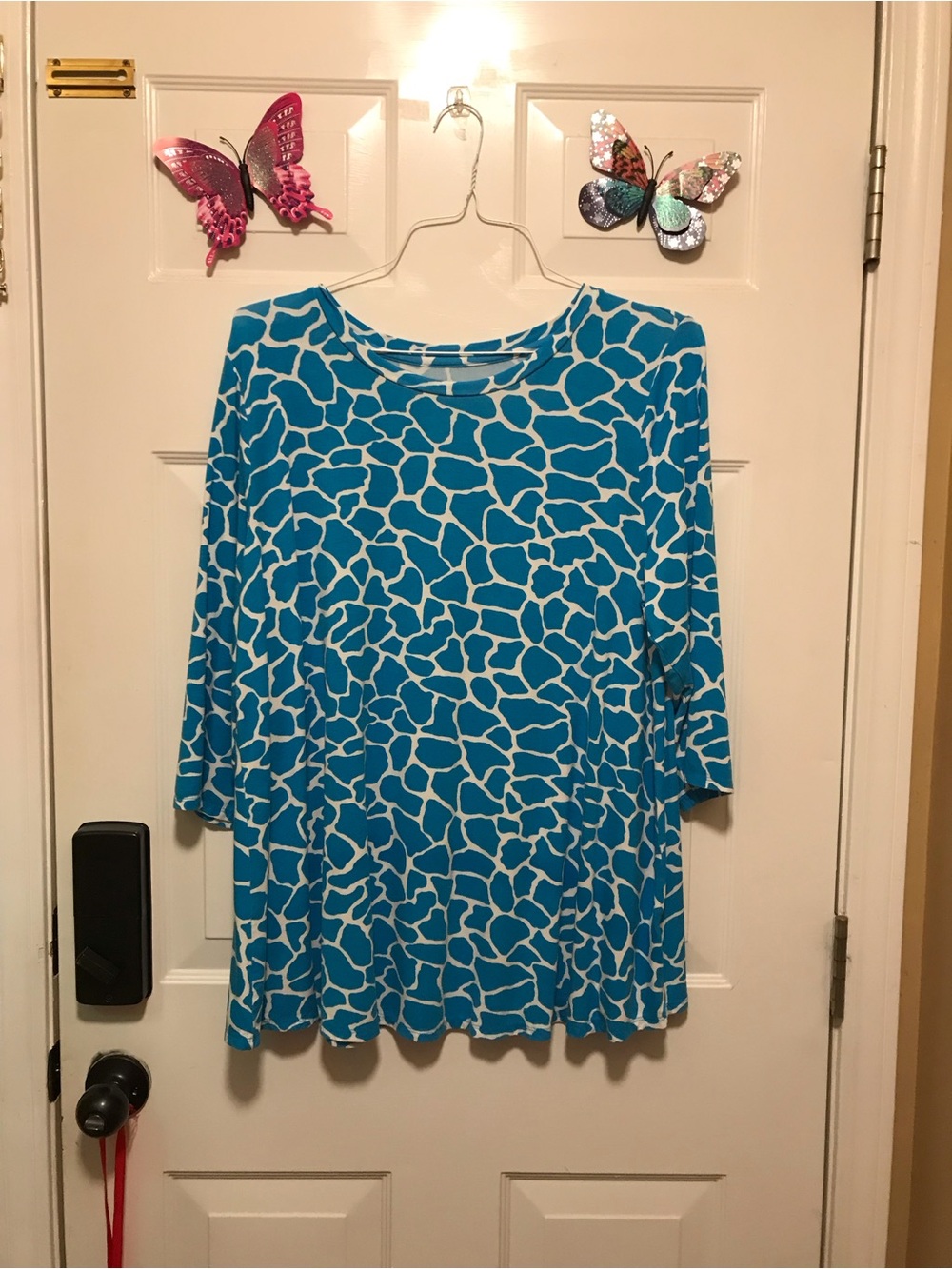 Women's Blue & White Patterned 3/ Sleeve Tunic Top by